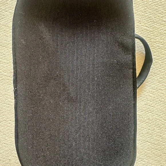 Salvatore Ferragamo vintage Vara handbag - Picture 4 of 5